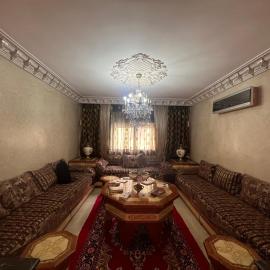 Stars Hostel Tangier، فندق في طنجة