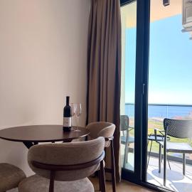 Maresa 4, hotel di Čanj