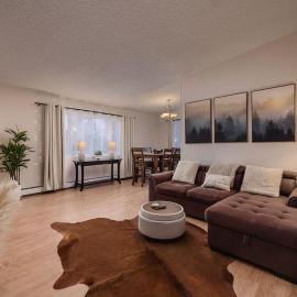 Cozy South Addition Downtown Getaway - King Beds, hotel di Anchorage
