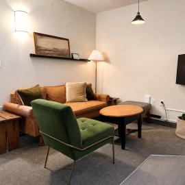 Cream City Industrial Loft Near Fiserv with Parking - Suite 4 - Sleeps 8