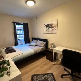 -No3C- Private Room in a Cozy Apartment - Steps to T Orange Line & Boston Medical Center - South End Near Downtown Boston
