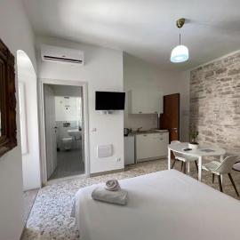 Casa-Torre Normanna, хотел в Битонто