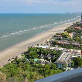 VIP Condominium GoldenEye with TOP view, hotel em Cha Am