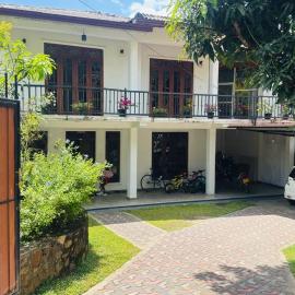 Ceylon Mist Villa, hotel em Narandanda
