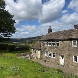 Royds Hall Cottage, hotel in Keighley