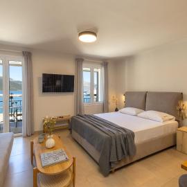 Cavaliere Seafront House - Klio