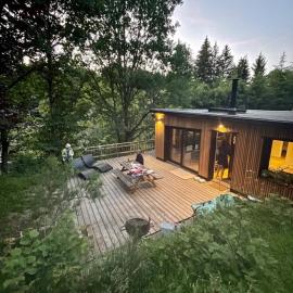 Deep Forest, hotell sihtkohas Bastogne