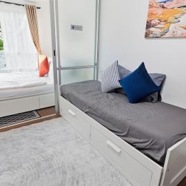 Spacious 1BR wSofa Bed Pool Gym 1Gbps Wi-Fi, hotel a Kathu