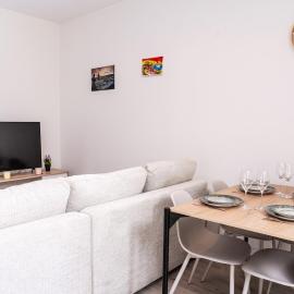 T2 avec parking et jardin, hotel v destinácii Lozanne