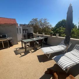 Ferienhaus für 8 Pers mit 4 Apartments, 2xSauna, Dampfbad, Dachterrasse, Weinkeller, 1A-Lage