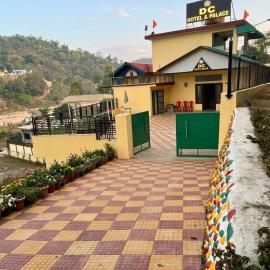DC Hotel and Palace, hotell i Gangtha