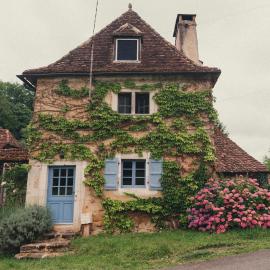 Maison Le Grand Saule, Hotel in Bugnein