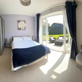 Porthkidney Suite, Carbis Bay, St Ives, free parking, hotel in Carbis Bay