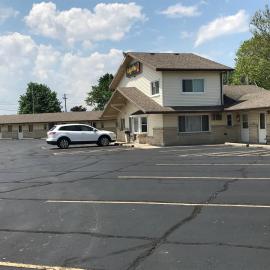 The Perrysburg Budget Inn, Hotel in Millbury
