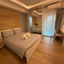 Hana Bangkok Huai Khwang, hotel in Ban Na Song