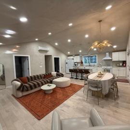 Deluxe vc home 3 bd/2bath, whealchair accessible