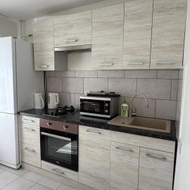 NV Apartments, hotel in Volodymyr-Volynskyi