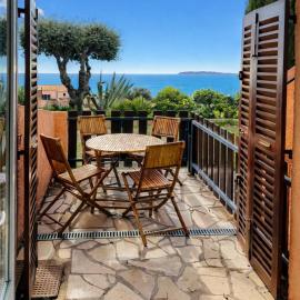 Seashell apartment, hotel in La Croix-Valmer