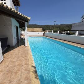 VillaLevandaPortoHydra, hotel u gradu Thermisía