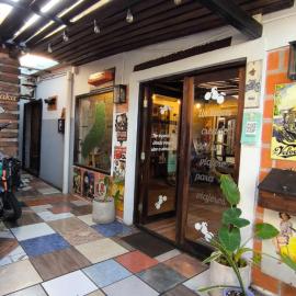 Hostel y Motoposada Sudaka, מלון בGarupá