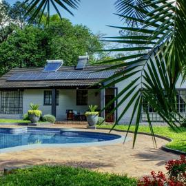 Luxurious Private Villa with Pool Near Sam Levys Village