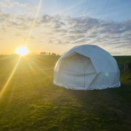 Ebb Dome at Estuary Escapes, hotel di Kingsbridge