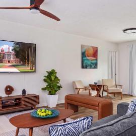 The Monterey - Private Pool , Grill , 4 King Beds