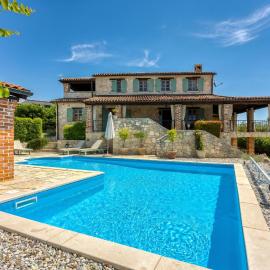 Rustic Istrian Villa Amyra With Pool