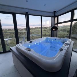 Woodroyd Spa Suites, hotel a Luddenden Foot