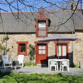 Ty Avalenn, Gîte de campagne, hotel a Ploumagoar