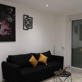 Premium - Reihenmittelhaus - 5 Min zur City & Hbf, hotel in Mönchengladbach