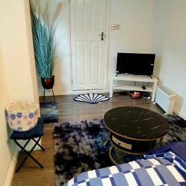 17 southview Avenue, Tilbury, RM18 7SA、ティルベリーのホテル