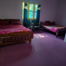 AT Lavis Home stay, hotel v destinácii Mysore