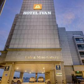 Dangjin Hotel IVAN, hotell i Dangjin