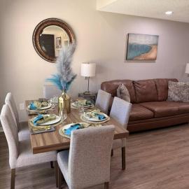2 King Suites w/ Private Baths + Workspaces | LSU, hotel in Baton Rouge