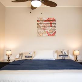 The Pier Beach Inn & Suites, hotel in Willemstad