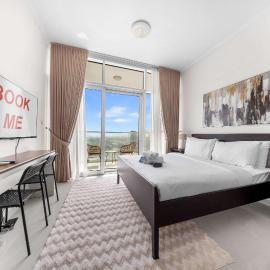 StayShort - Damac Hills Sleeps 3 close to Golf Courses