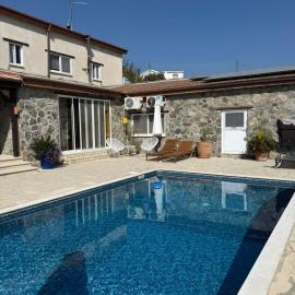 Kassandra's Cottage