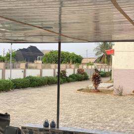 PLV Apartment, hotell i Ilorin