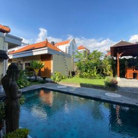 Kubu Beji Private Pool Villas Batubulan by EPS, hotel v destinaci Gianyar
