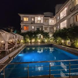 Rajdeep by Dacha Arambol: Arambol şehrinde bir otel