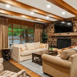 The Horseshoe Hideaway by AvantStay