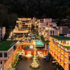 Grand Mercure Krabi Ao Nang、アオナンビーチのホテル