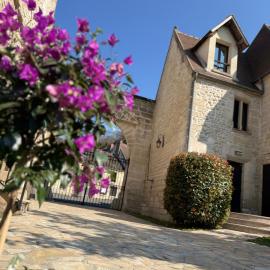 Le Château des saveurs, khách sạn ở Mello
