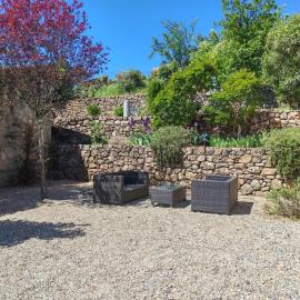 gite villa ardeche joyeuse piscine, hotel em Joyeuse