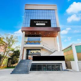 Super Townhouse Suchitra IDA Jeedimetla