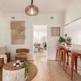 Entire home close to beach and Shellharbour sleeps 6