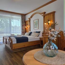 Gemütliches Alpen-Apartment 4 in Wörnsmühl, hotel Fischbachauban