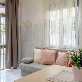 Modern Ground Floor Apt 5min Walk to Beach with AC - Il Lupo Affitta – hotel w mieście Cattolica