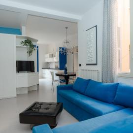 Perla Marina - Trilocale Elegante e Spazioso in Centro, Hotel in Finale Ligure